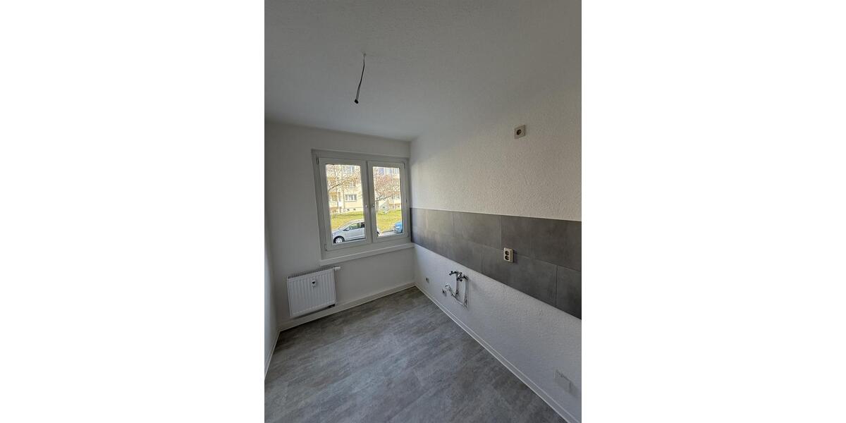 Etagenwohnung Borna - 2 Zimmer, 47 m&sup2;, 290&euro; | Angebot:25795868