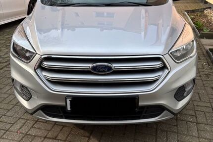 Ford Kuga 80.965 km 12.400 &euro; Gelsenkirchen 45881