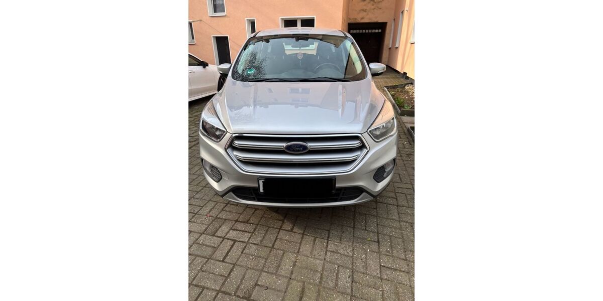Ford Kuga 80.965 km 12.400 &euro; Gelsenkirchen 45881