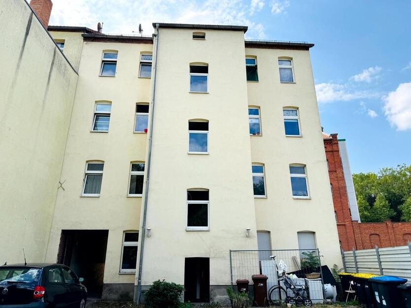 renditestarke Investition !! saniertes Mehrfamilienhaus in Weißen