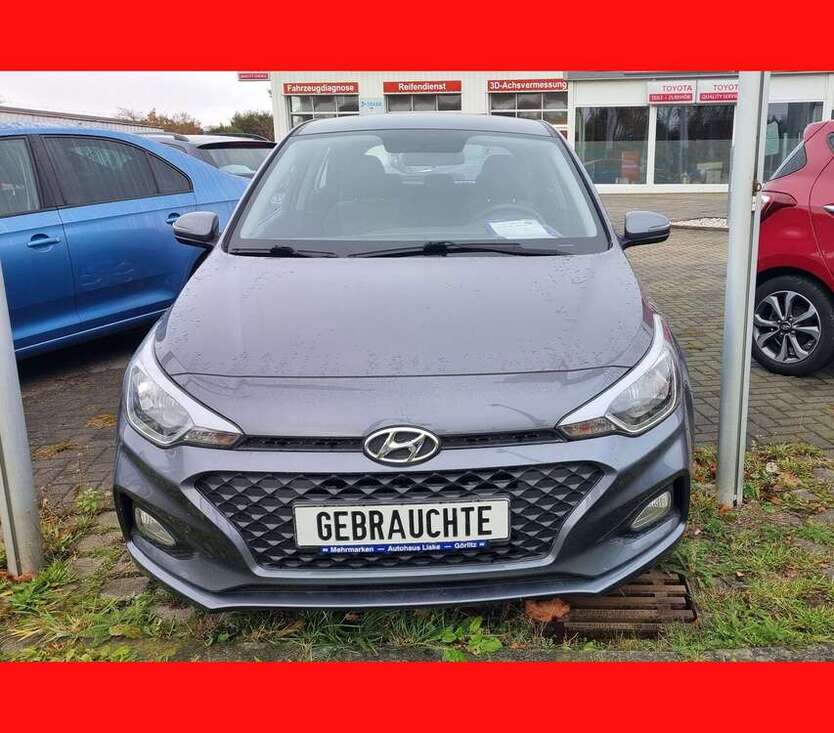 i20