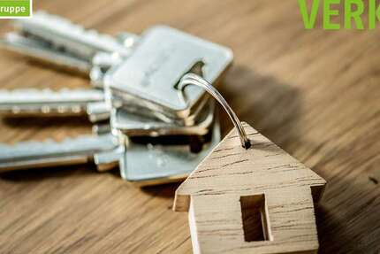 Gepflegtes und rentables Mehrfamilienhaus mit Terrassen und Balkonen in beliebter Lage in Zwickau zimmer