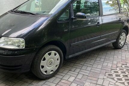 VW Sharan 350.000 km 1.349 &euro; Sangerhausen 06526