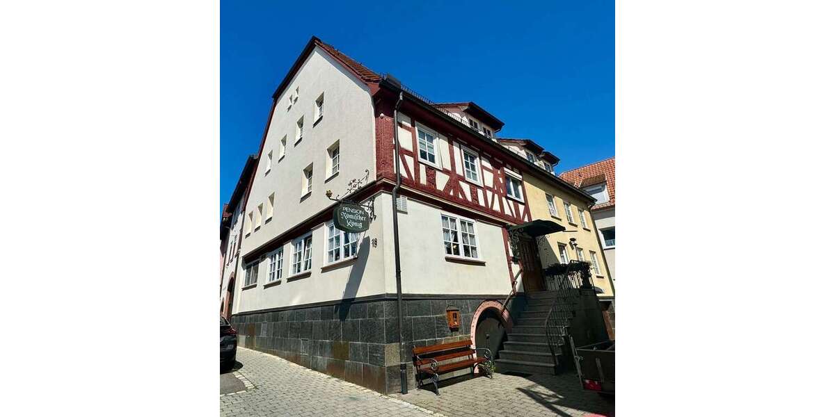 Einfamilienhaus Walldürn - 18 Zimmer, 800 m&sup2;, 520.000&euro; | Angebot:25405000