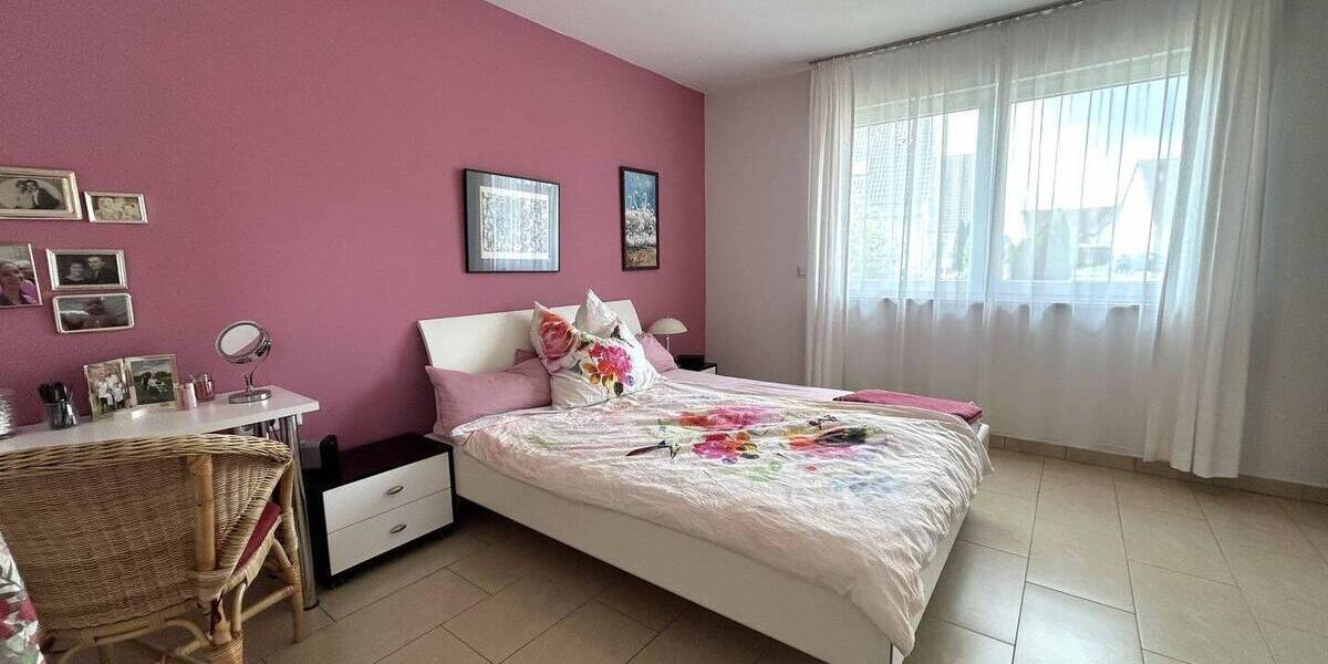 Bungalow Hallerndorf Willersdorf - 4 Zimmer, 112 m&sup2;, 499.000&euro; | Angebot:26686115