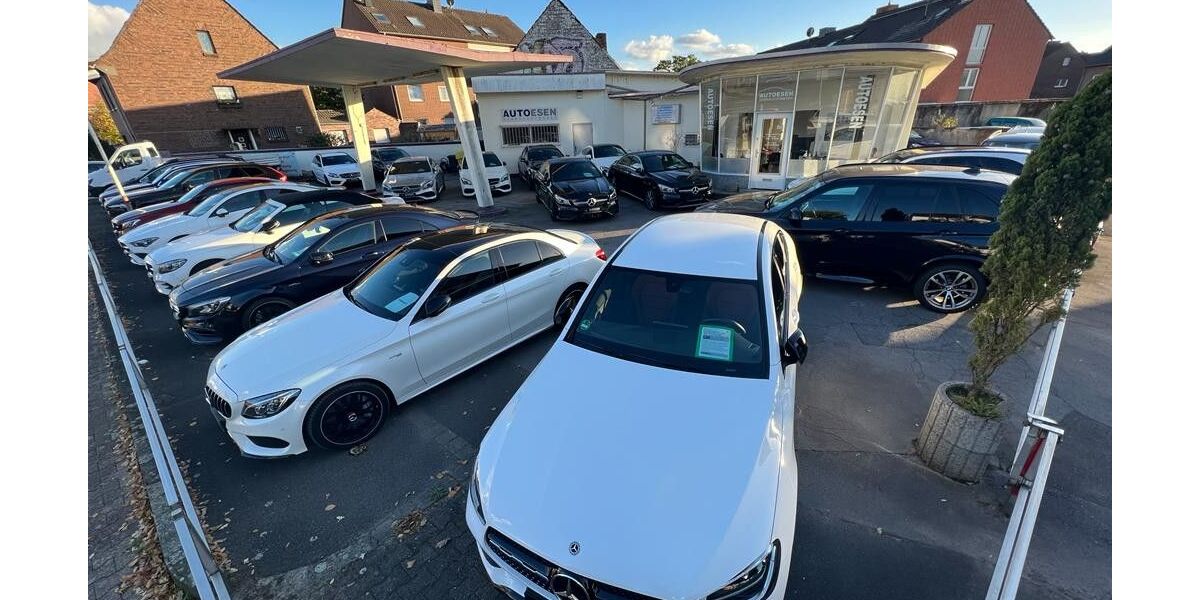 Hyundai i30 66.500 km 27.990 € Neuss 41468