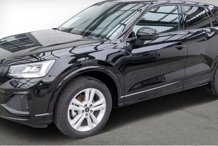 Audi Q2 3.916 km 23.880 &euro; Rosenheim 83022