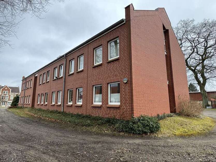 Büro in Grabow 338.000 € 800 m²