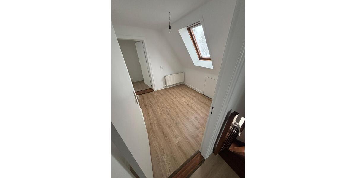 Einfamilienhaus Tastrup - 5 Zimmer, 140 m&sup2;, 1.600&euro; | Angebot:25360665