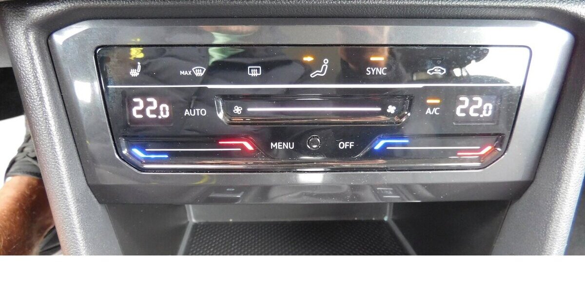 VW Tiguan Allspace 1.5 TSI Life 7 Sitze Navi DSG 30.900 km 28.990 &euro; Vordorf 38533