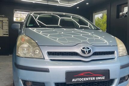 Toyota Corolla Verso 77.000 km 2.399 &euro; Pattensen 30982
