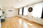 Moderne 4 Zi Maisonette mit 2 Schlafräumen mitten in Hornau 4 zimmer