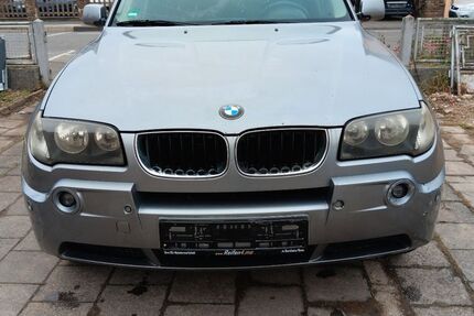 BMW X3 330.000 km 1.699 € Kuchenheim 53881