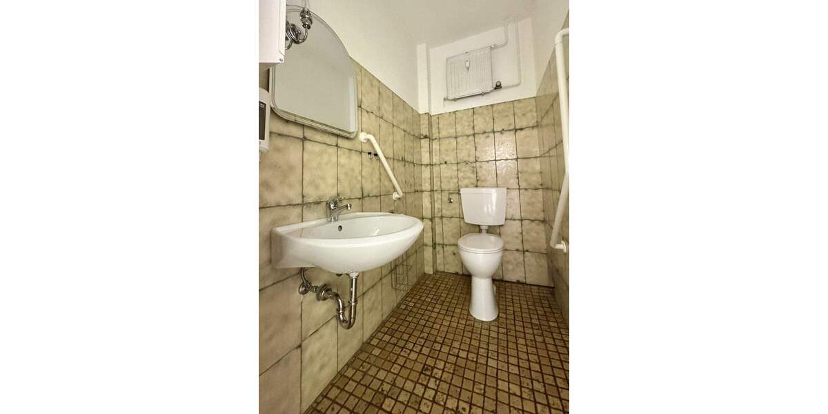Gewerbeobjekt Forchheim - 3 Zimmer, 249.000&euro; | Angebot:25668889