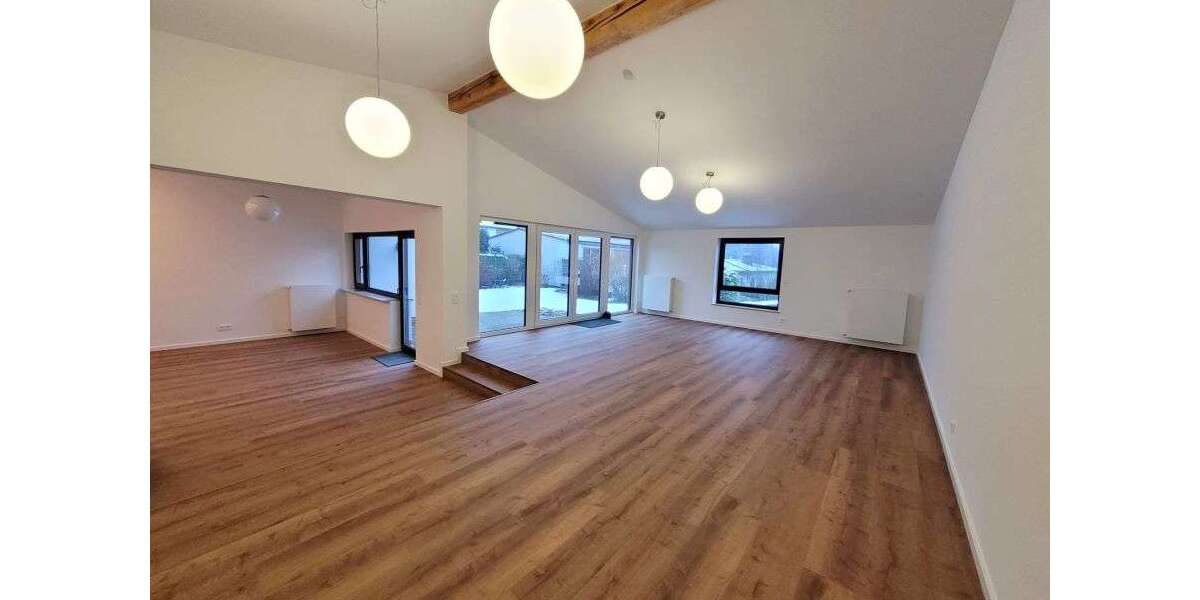 Einfamilienhaus Wiesbaden Bierstadt - 5 Zimmer, 187 m&sup2;, 3.200&euro; | Angebot:24768324