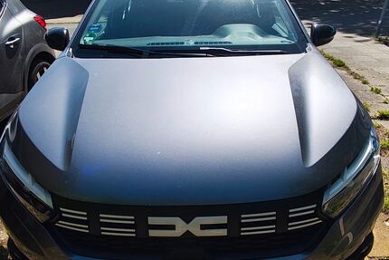 Dacia Sandero 2.200 km 16.990 &euro; herne 44627