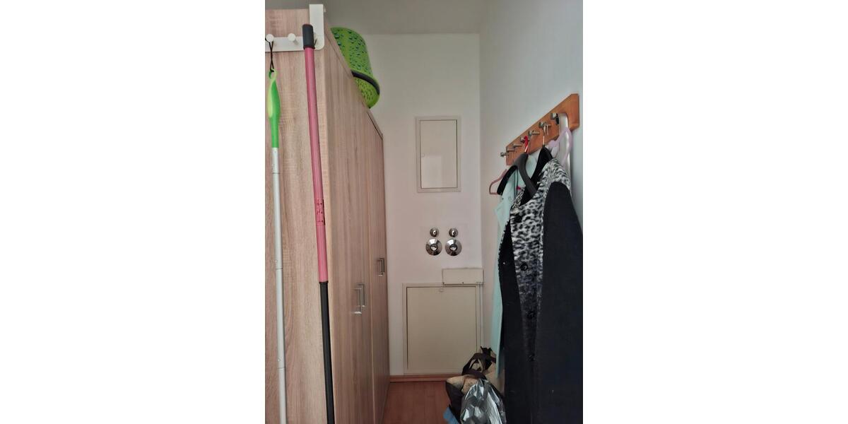 Etagenwohnung Remscheid Gemarkung Bergisch Born - 2 Zimmer, 52 m&sup2;, 340&euro; | Angebot:25990247