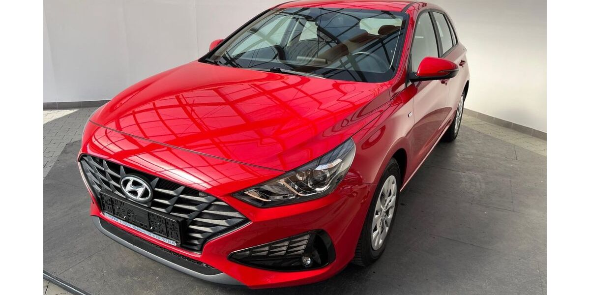Hyundai i30 35.438 km 16.000 &euro; Magdeburg 39116