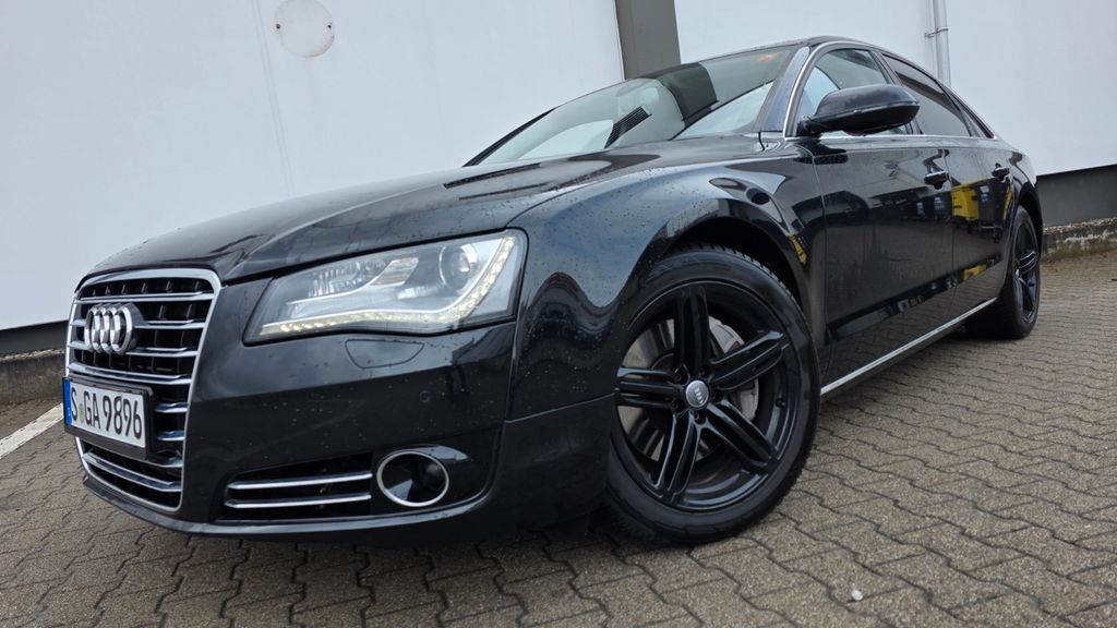 Audi A8 199.000 km 16.500 &euro; Stuttgart 70563