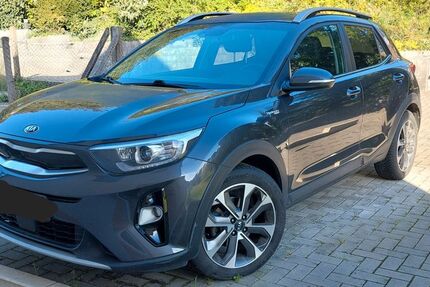 Kia Stonic 55.000 km 14.950 &euro; Nidda 63667