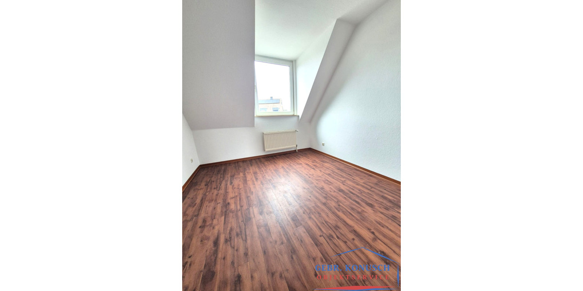 Dachgeschoßwohnung Meppen - 3 Zimmer, 105 m&sup2;, 920&euro; | Angebot:25882015