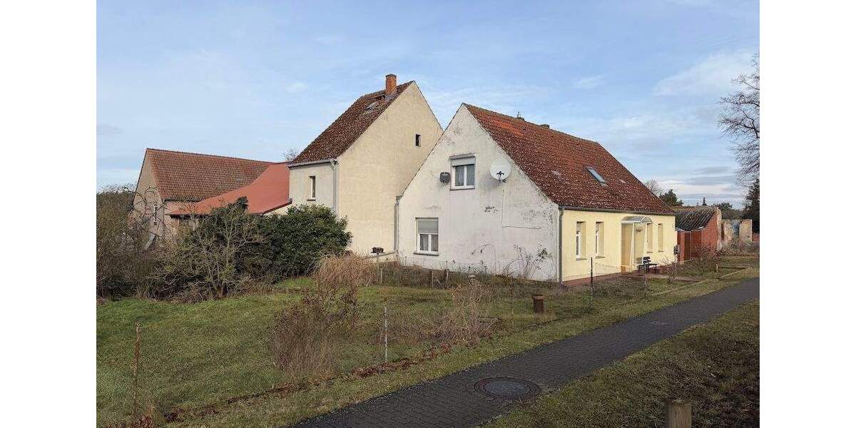 Einfamilienhaus Ziesar - 6 Zimmer, 207 m&sup2;, 240.000&euro; | Angebot:25880728