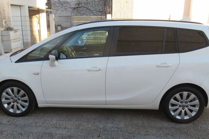 Opel Zafira 153.000 km 7.990 &euro; Karlsruhe 76131