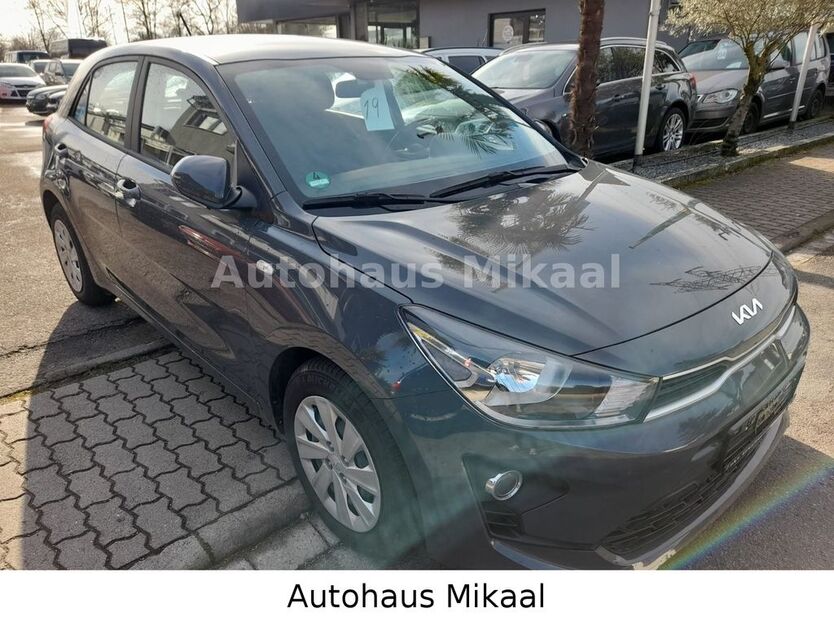 Kia Rio 6.090 km 15.699 € Ketsch 68775