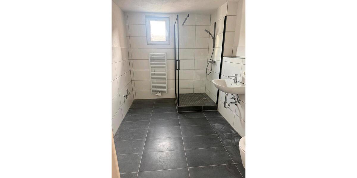 Etagenwohnung Bad Kreuznach Bad Münster am Stein-Ebernburg - 3 Zimmer, 93 m&sup2;, 1.400&euro; | Angebot:26442550