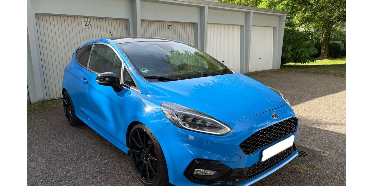 Ford Fiesta 71.000 km 19.000 &euro; Essen 45359