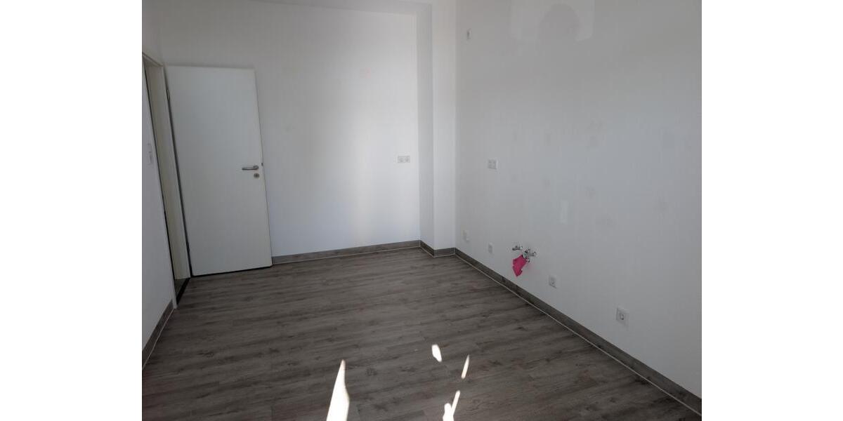 Etagenwohnung Eisleben (Lutherstadt) - 3 Zimmer, 65 m&sup2;, 420&euro; | Angebot:25865851