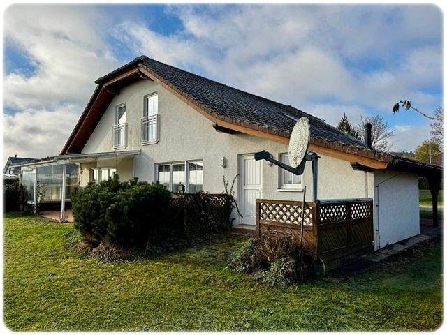 Einfamilienhaus Korbach Strothe - 3 Zimmer, 140 m&sup2;, 359.000&euro; | Angebot:24862176