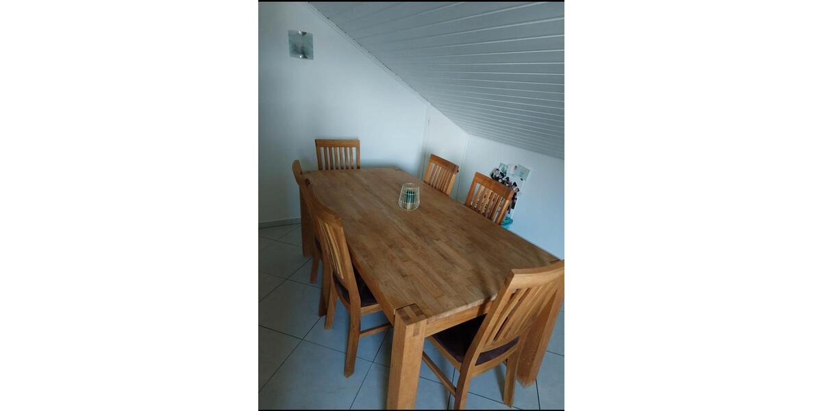 Dachgeschoßwohnung Schwarzenfeld - 3 Zimmer, 85 m&sup2;, 780&euro; | Angebot:26327194