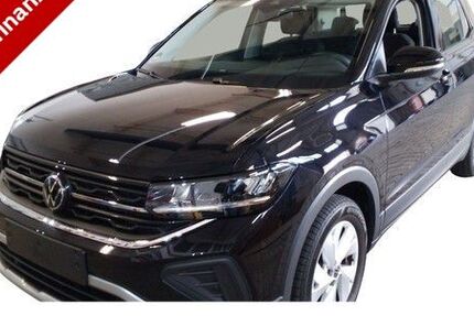 VW T-Cross 2.300 km 25.970 &euro; Regensburg 93053