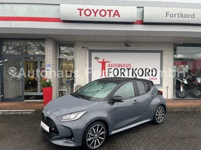 Toyota Yaris 2.980 km 29.500 &euro; Bielefeld 33689