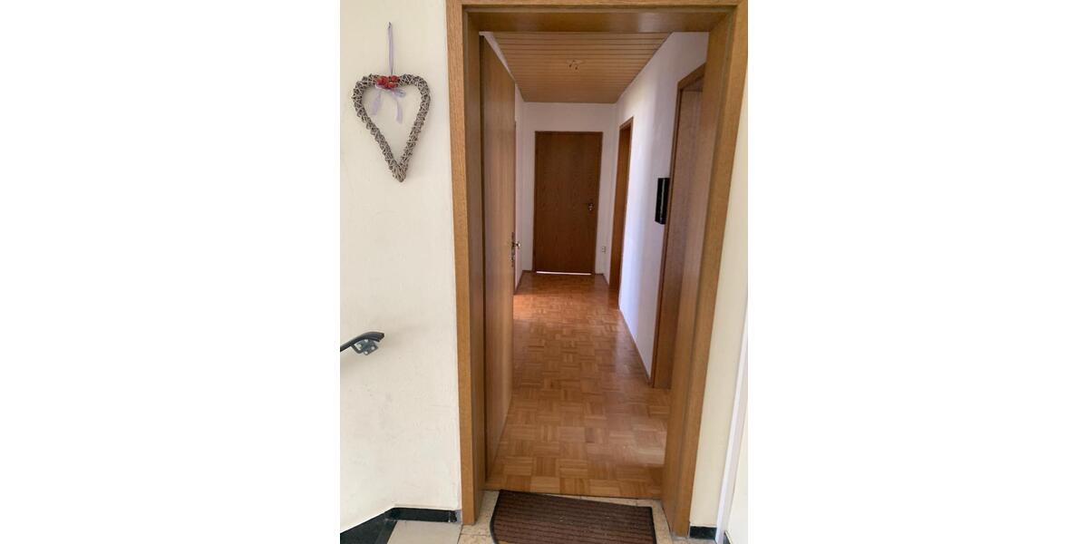 Doppelhaushälfte Villingen-Schwenningen Schwenningen - 8 Zimmer, 169 m&sup2;, 390.000&euro; | Angebot:26426887