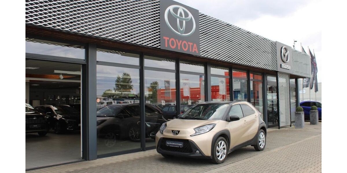 Toyota Aygo (X) 53.807 km 12.992 &euro; Moers 47441