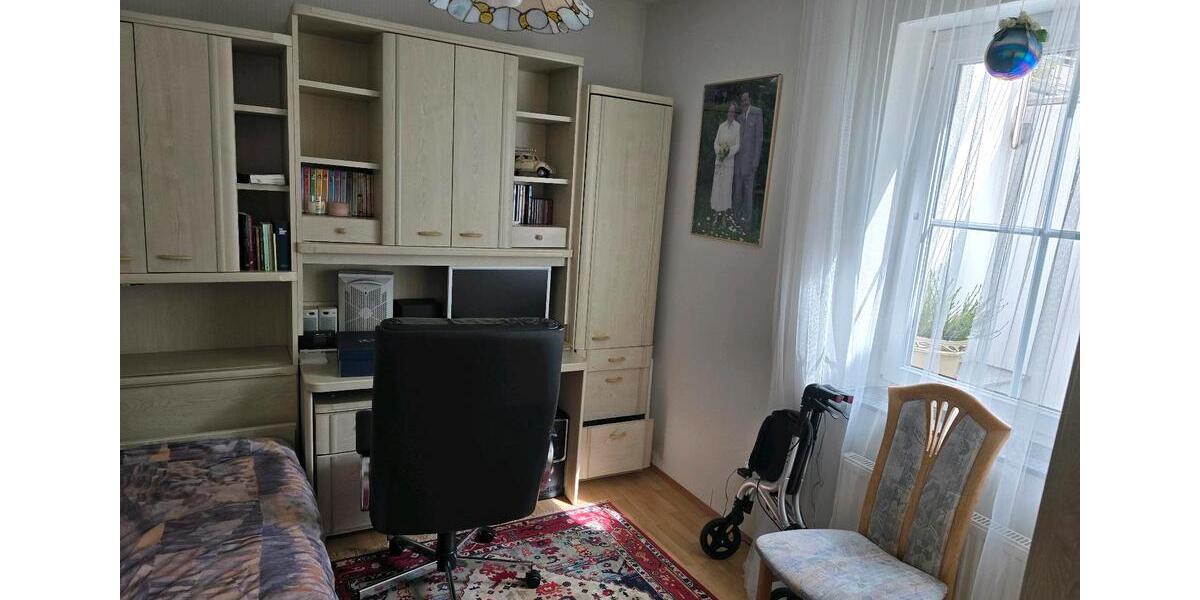 Etagenwohnung Wiehl - 3 Zimmer, 93 m&sup2;, 950&euro; | Angebot:26305489