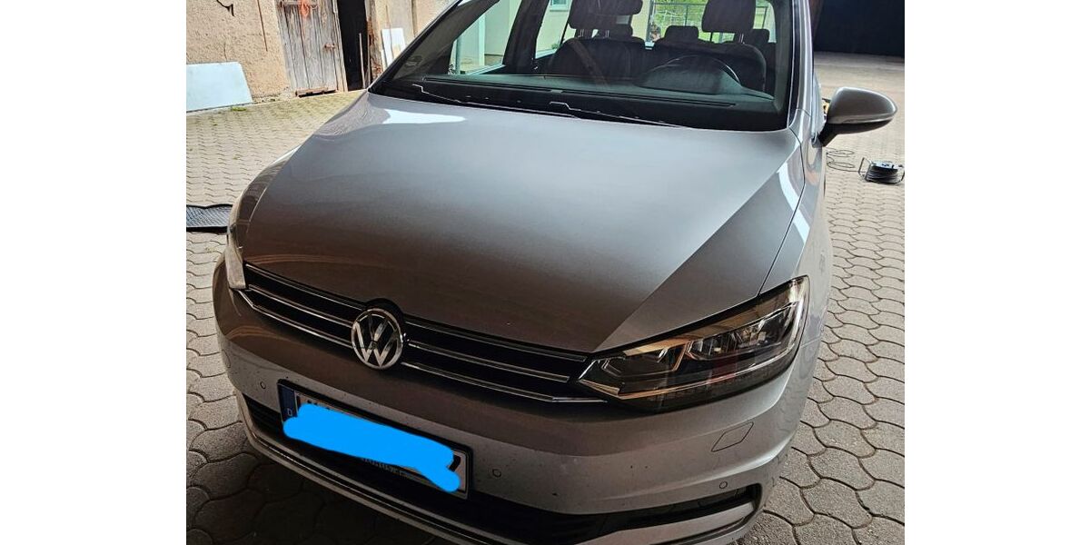 VW Touran 241.258 km 14.900 &euro; Güglingen 74363