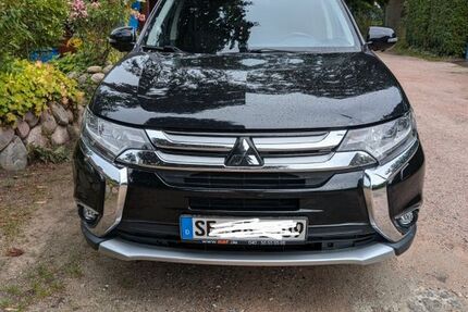 Mitsubishi Outlander 135.500 km 14.900 &euro; Norderstedt 22850