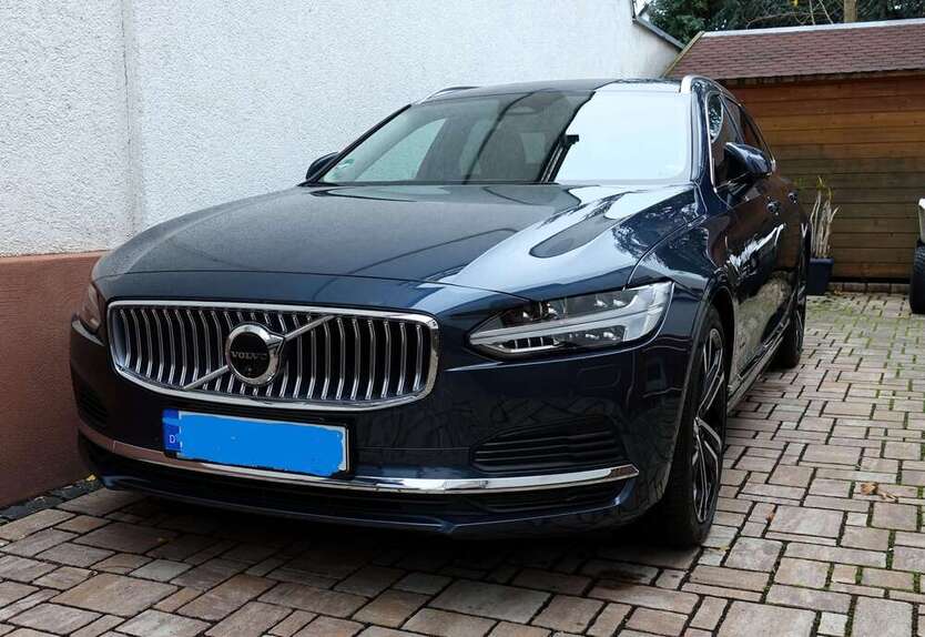 V90