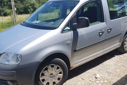 VW Caddy 192.500 km 2.700 &euro; Peißenberg 82380