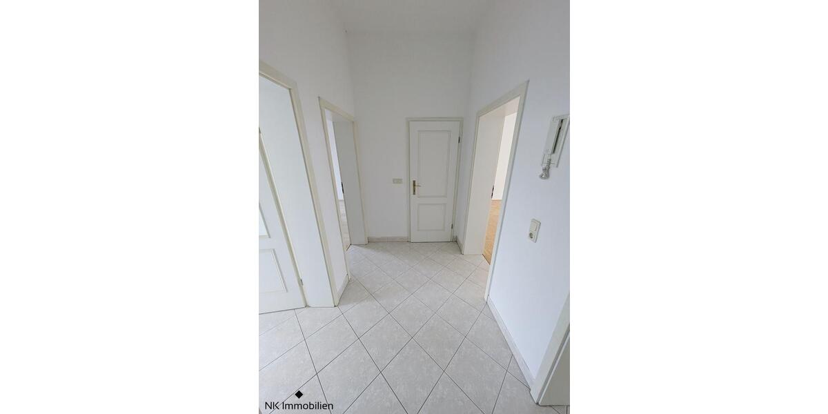 Erdgeschoßwohnung Zwickau - 3 Zimmer, 65 m&sup2;, 400&euro; | Angebot:25000358