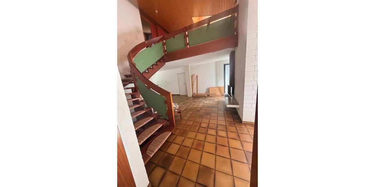 Maisonettenwohnung Nienburg (Weser) - 4 Zimmer, 130 m&sup2;, 1.000&euro; | Angebot:24495072