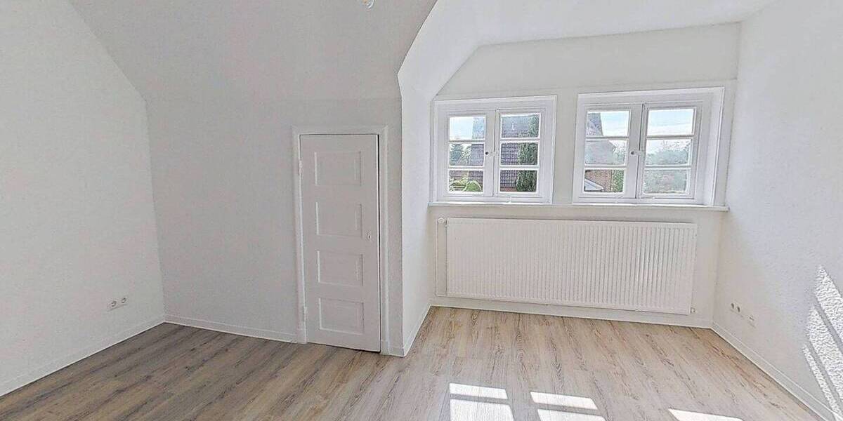 Etagenwohnung Rendsburg - 4 Zimmer, 91 m&sup2;, 909&euro; | Angebot:26879100