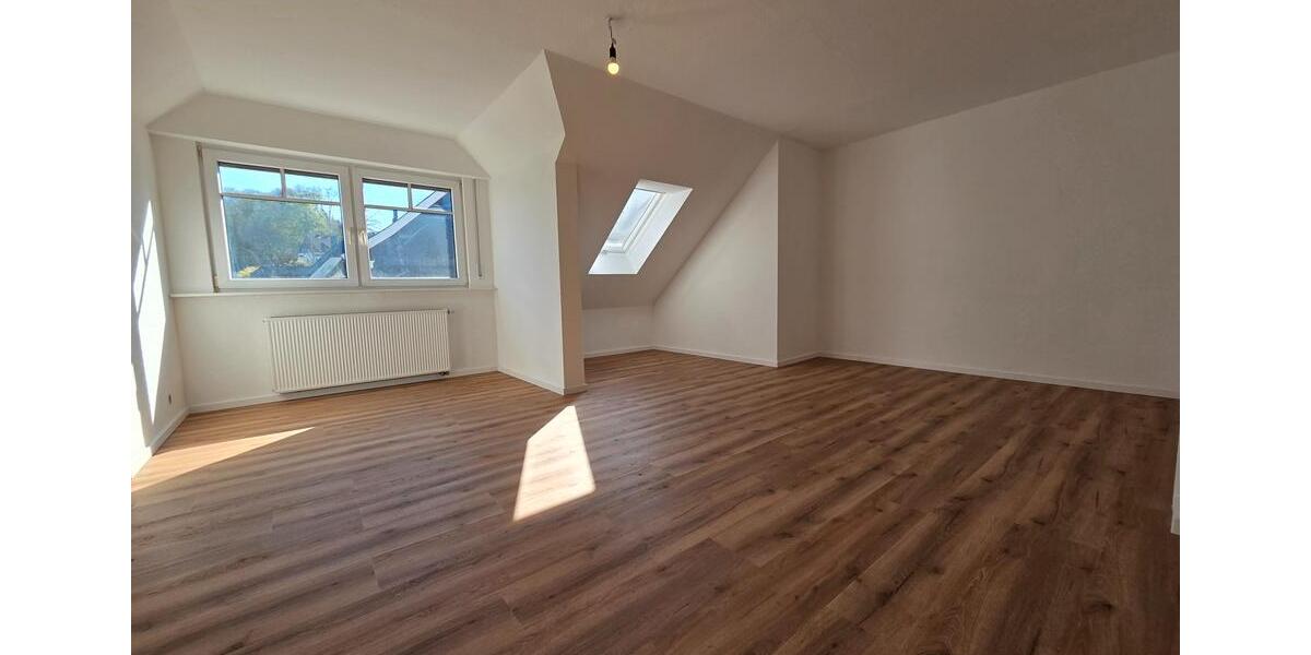 Dachgeschoßwohnung Balve - 3 Zimmer, 56 m&sup2;, 465&euro; | Angebot:26283496