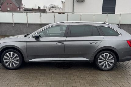 Skoda Superb 256.590 km 14.290 &euro; Salzgitter-Lebenstedt 38226