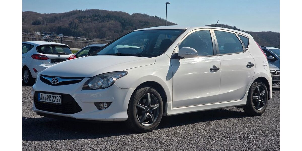 Hyundai i30 195.000 km 5.000 &euro; Oberwinter 53424