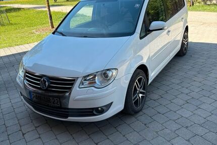 VW Touran 250.000 km 3.800 &euro; Geratskirchen 84552