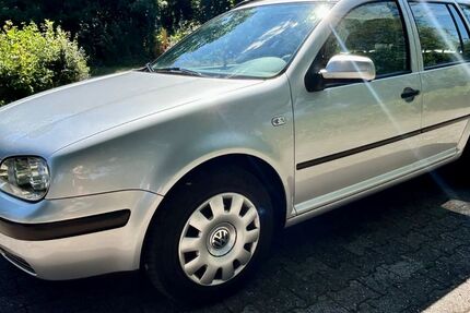 VW Golf 204.000 km 3.500 &euro; Iserlohn 58636